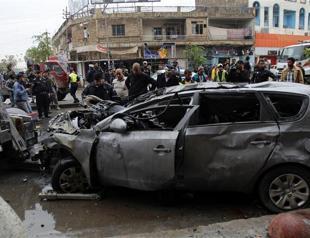 Iraq car bomb kills 30 as years death toll tops 5,800