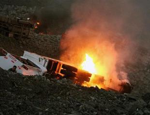 PKK raids construction site, burns 10 vehicles in southeastern Turkey