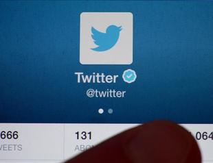 Venezuela asks Twitter to block accounts posting dollar rate