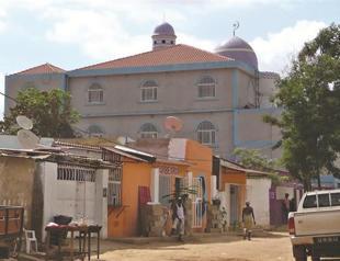 Angola denies Islam ban after speculation