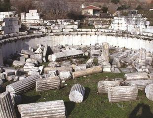 Conference reveals many secrets in ancient city of Stratonikeia