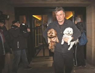 MSNBC cancels late-night talk show of Alec Baldwin