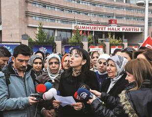 Ruling AKP members protest main opposition CHP deputy’s actions