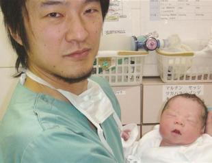 First baby born after ovary experiment