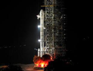 China launches first moon rover mission