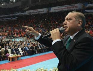 Turkish prime minister silent on corruption operation, defies ‘hostile’ attempts