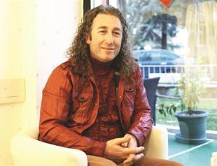 Turkey’s one-man musical show demanded in Europe