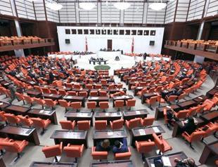 Government submits Iraq motion to extend authorization for troops