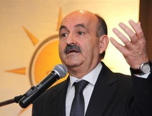 Health minister criticizes AKP officials’ relatives over alleged fraud