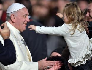 Pope Francis calls for prayers for Syria nuns