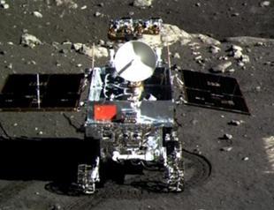 Chinas Jade Rabbit rover sends first moon photos