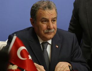 Corruption case is not judicial but political, Turkish minister says