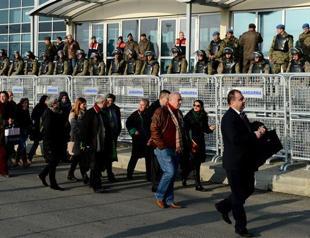 Around 500 lawyers gather in Silivri for trial of their colleagues