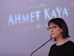 President Gül honors defamed Kurdish singer’s memory with messages of unity