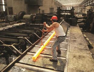 Confidence indices for local sectors drop in December