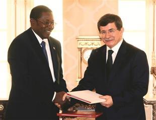 Turkish FM Davutoğlu attends BSEC in Yerevan