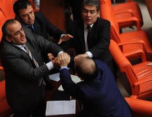 Profanity-laced debates mar budget discussions at Turkish Parliament