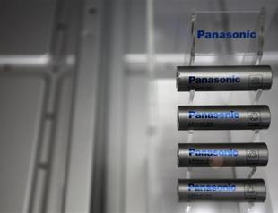Panasonic to sell stakes in chip plants to Israeli firm
