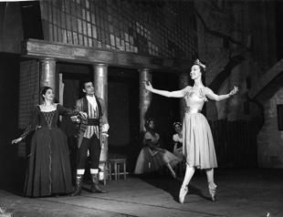 Opera and Ballet archive opens to public