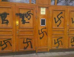 Nazi graffiti on Stockholm mosque
