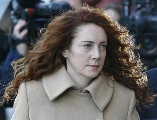 Britains high-profile phone-hacking trial to begin