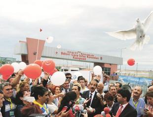 Turkeys opposition calls for retrial of coup cases