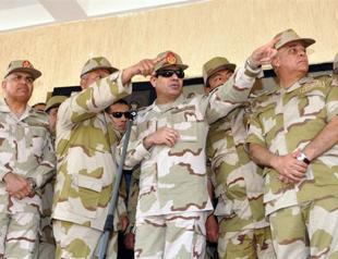 Egypts army chief Sisi seen edging closer to presidential bid