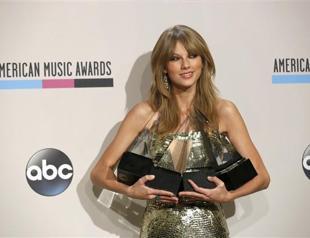 Taylor Swift, Timberlake win at American Music Awards