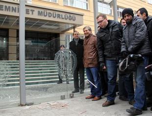 Turkish reporters allowed back in police buildings