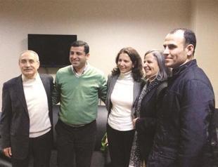 Three parties agree on constitutional change for arrested lawmakers