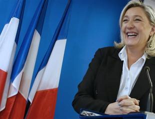 Improve the EU Let it collapse, says Frances Le Pen
