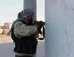 At least 700 killed in Syria rebel-jihadist battle: Monitor