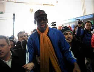 Rodman sorry after controversial North Korea trip