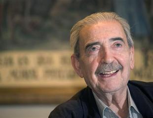 Argentine poet, junta critic Juan Gelman dies in Mexico