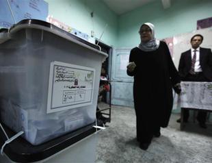Egypt resumes voting on constitution seen key to generals future