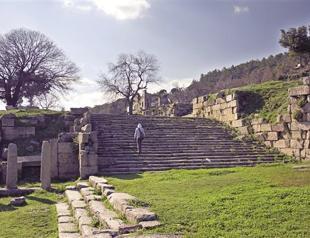 Turkeys ancient pathways at the service of adventurers