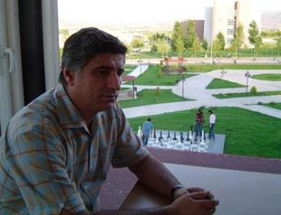 Former Turkish rector with cancer applies to top court seeking release