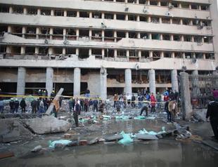 Suicide car bomber kills four in Cairo, two more blasts follow