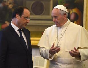 Frances Hollande makes delicate visit to Pope Francis