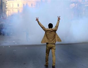 Forty-nine dead in 24 hours of clashes on Egypt revolt anniversary