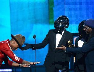 Daft Punk gets lucky, sweeps Grammys