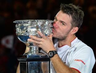 Wawrinka shakes up world tennis order to win Aussie Open