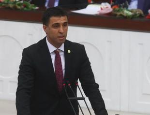 Former ruling AKP deputy criticizes government over graft allegations