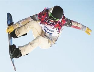 Fast, furious snowboard hands Sochi first big test