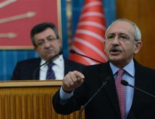 Top suspect in graft probe threatens gov’t by talking: Main opposition leader