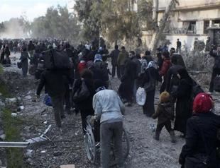 Hundreds of Homs evacuees held for questioning: UN