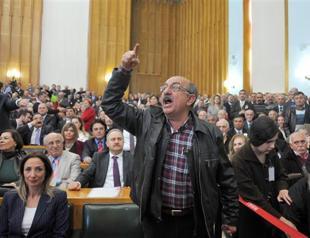 CHP leader vows to bring dynamism to party despite grassroots reaction