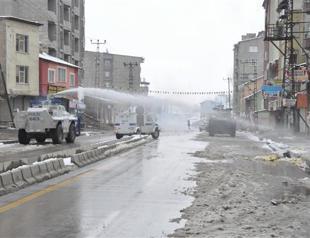 Two people die in clashes between police and demonstrators in Hakkari