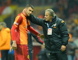 Galatasaray downs cellar-dwellers Elazığspor with two goals in the opening seven minutes