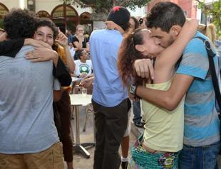 Morocco teens taking part in kiss-in protest acquitted with reprimand